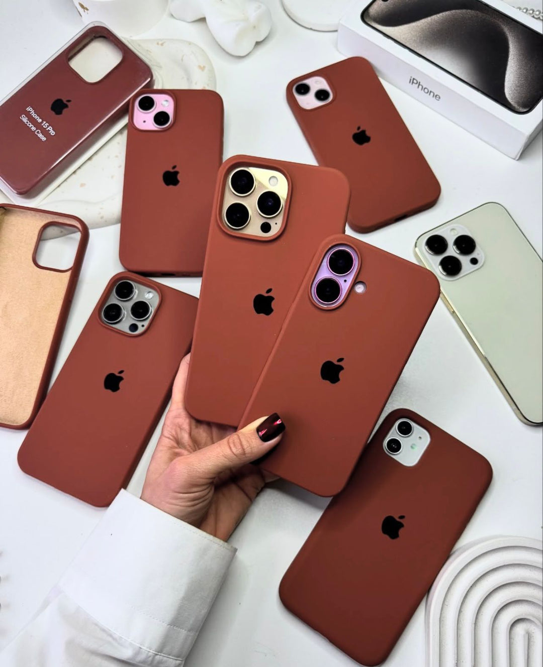 iPhone 15 Series Liquid Silicone Case Cover (Brown)
