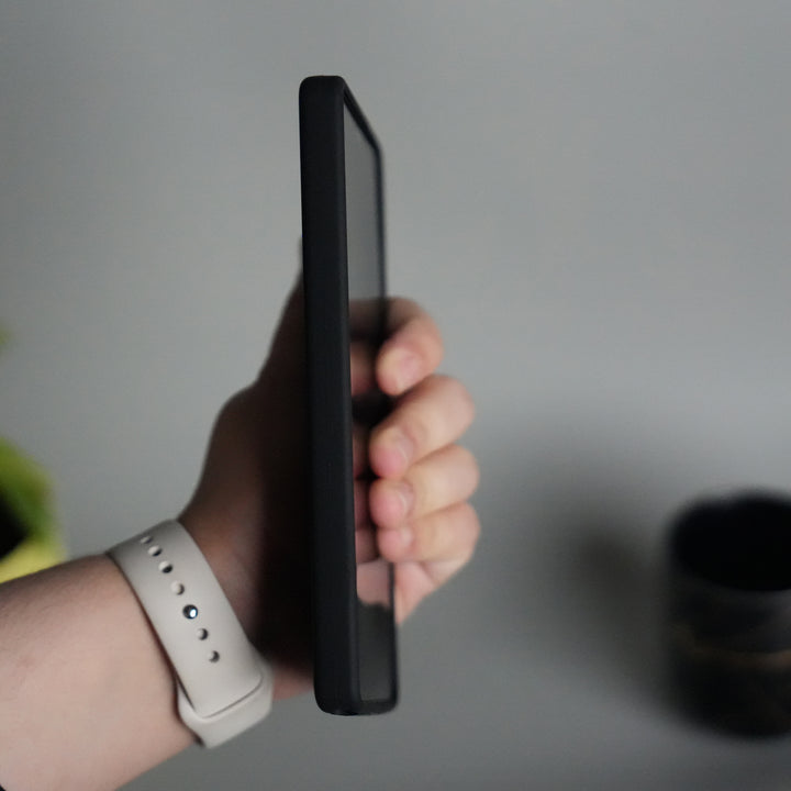 Galaxy S25 Ultra FR V8 Series Design Silicone Protective Case Cover