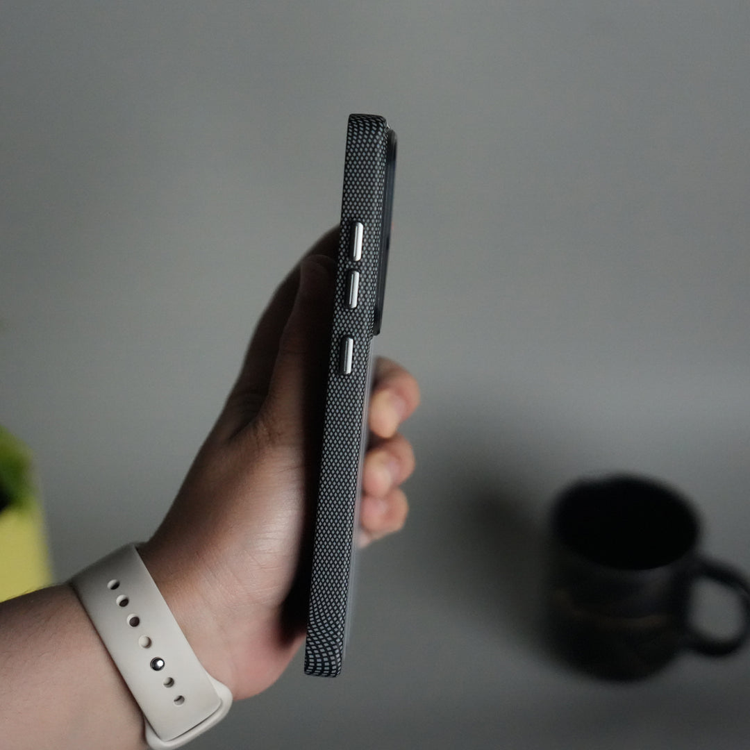 Galaxy S25 Ultra Series Carbon Fiber Texture Aramid Design Hard Pc MagSafe Cover | Stripe Design