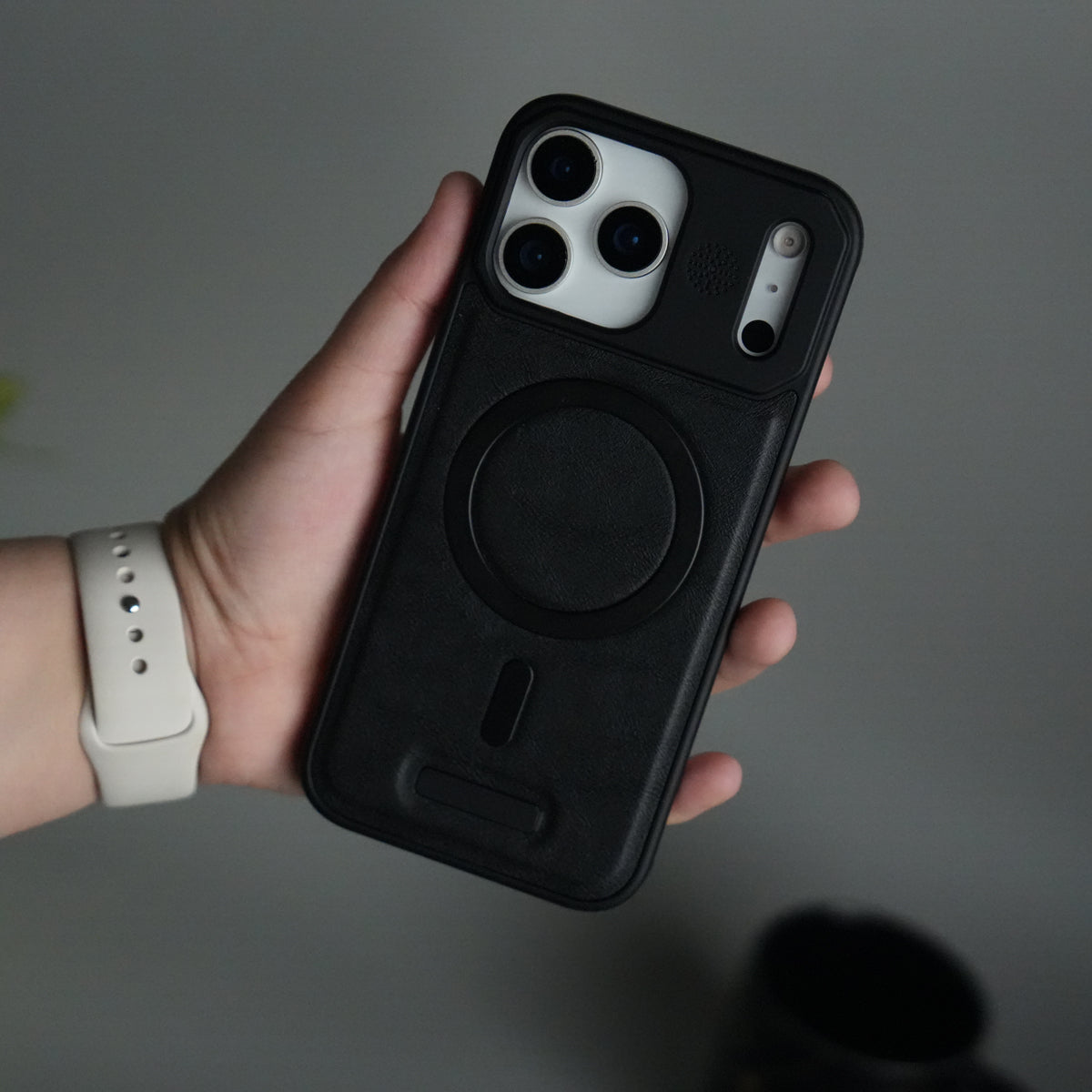 iPhone 17 Pro Cover Frameless PU Leather Case