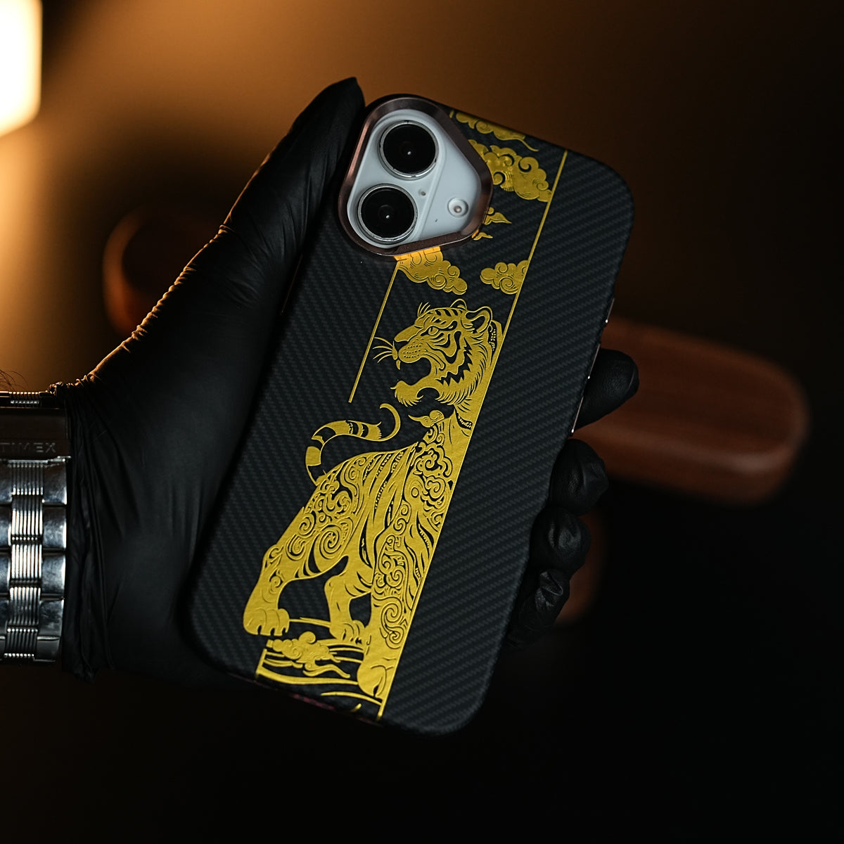 Royal Gold Tiger Edition Magsafe Case for iPhone 17