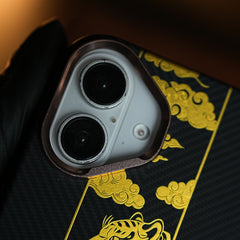 Royal Gold Tiger Edition Magsafe Case for iPhone 17