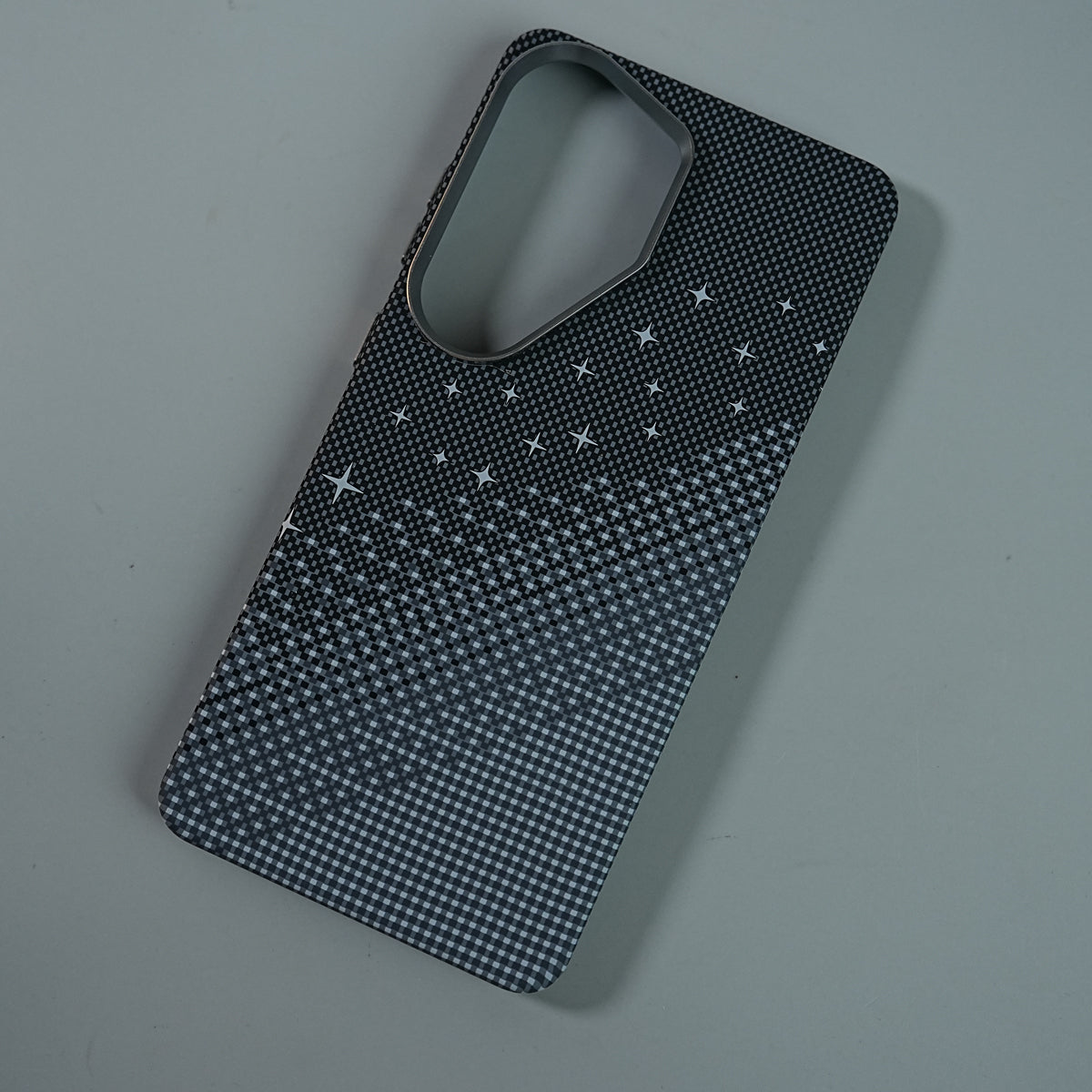 Galaxy Ultra Series Premium Pixel Gradient MagSafe Case with Metal Camera Frame