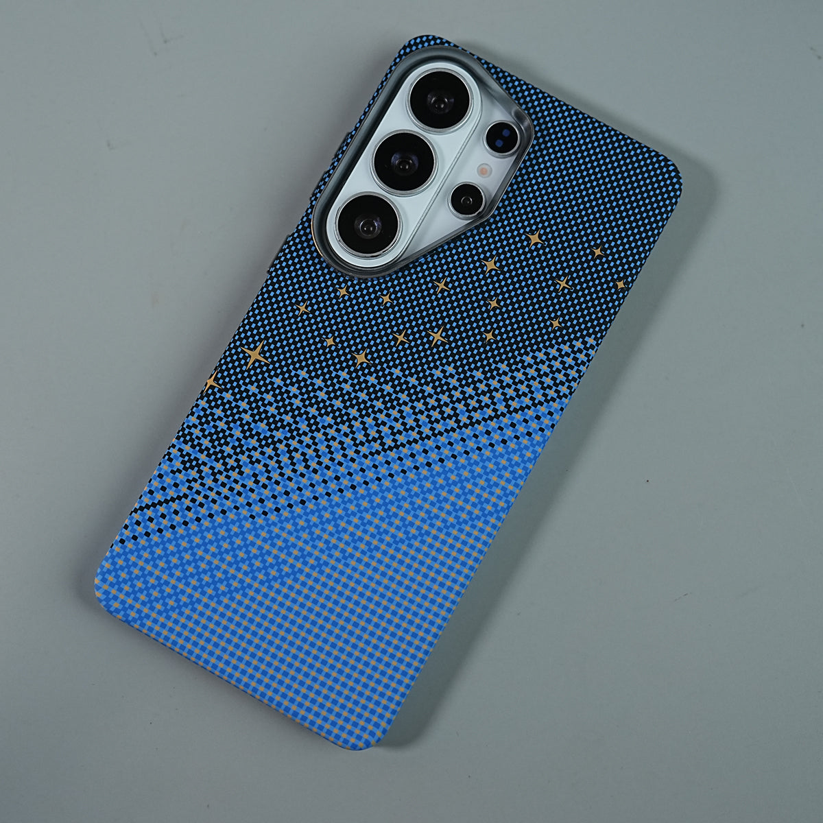 Galaxy Ultra Series Premium Pixel Gradient MagSafe Case with Metal Camera Frame