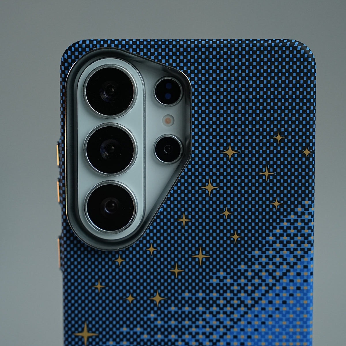 Galaxy Ultra Series Premium Pixel Gradient MagSafe Case with Metal Camera Frame