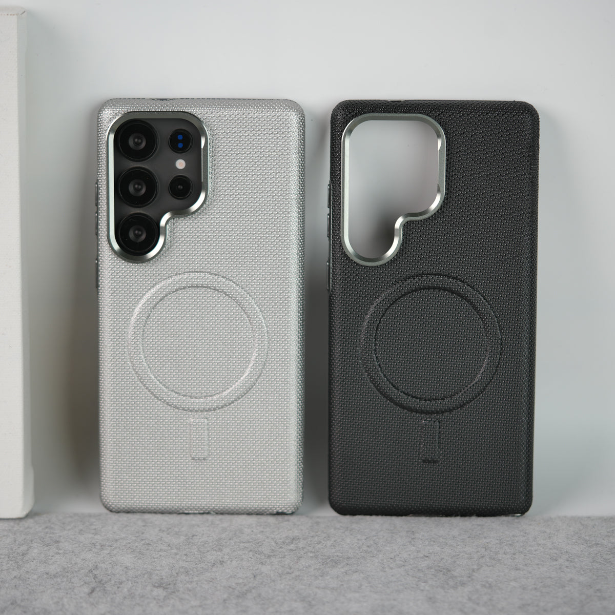 Samsung Galaxy Ultra Series Shiny Dotted MagSafe Cover With Metal Camera Bump