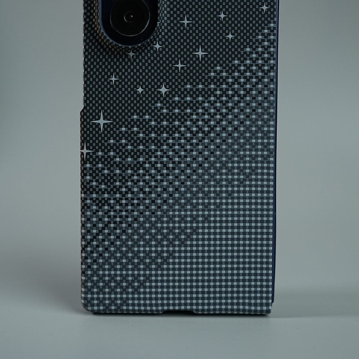 Galaxy Fold 7 Premium Pixel Gradient MagSafe Case with Metal Camera Frame