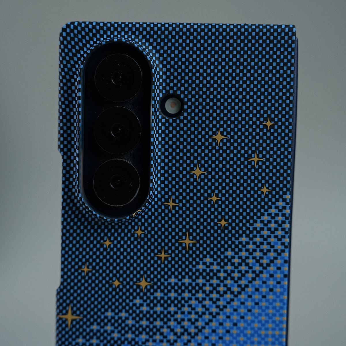 Galaxy Fold 7 Premium Pixel Gradient MagSafe Case with Metal Camera Frame