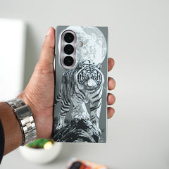 Samsung Galaxy Z Fold 7 Carbon Fiber Texture Case | Tiger Printed Hard PC Cover with MagSafe (Gray Tiger)