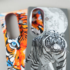 Samsung Galaxy Z Fold 7 Carbon Fiber Texture Case | Tiger Printed Hard PC Cover with MagSafe (Colorful Tiger)