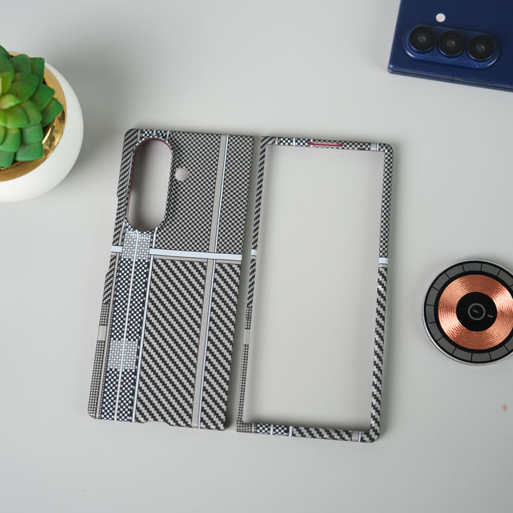 Samsung Galaxy Z Fold 7 Carbon Fiber Aramid Texture Case | Hard PC Slim MagSafe Cover (Gray Grid)