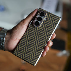 Samsung Galaxy Z Fold 7 Carbon Fiber Aramid Texture Case | Hard PC Slim MagSafe Cover (Golden Grid)