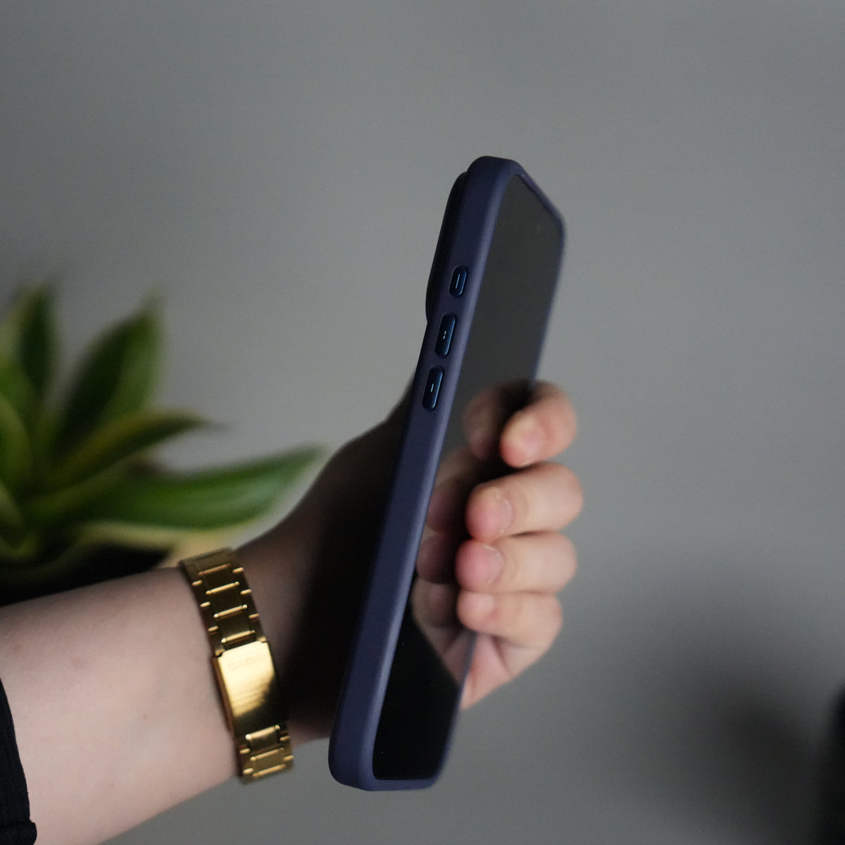 iPhone 17 Pro Matte Shockproof Case with Metal 360° Kickstand