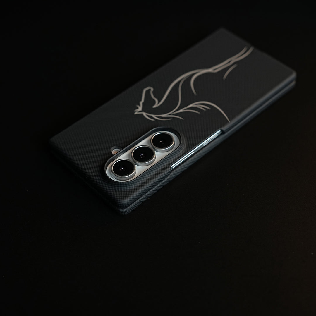 Aramid Design Hard Pc Case for Samsung Galaxy Z Fold 8 Ultra | MagSafe Cover | Horse