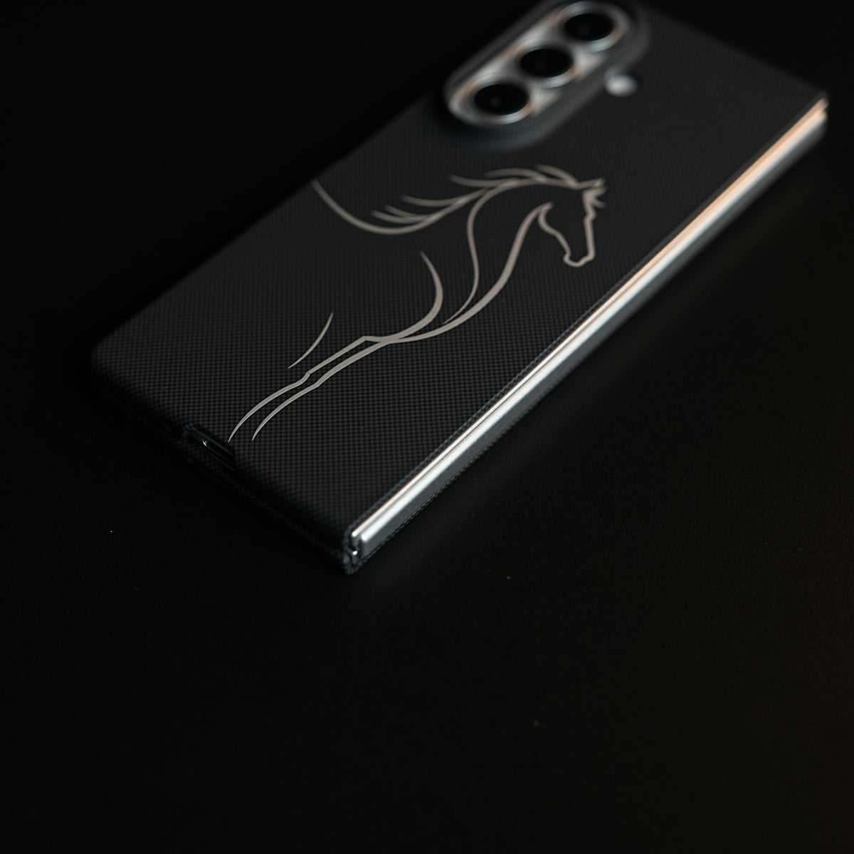 Aramid Design Hard Pc Case for Samsung Galaxy Z Fold 8 Ultra | MagSafe Cover | Horse