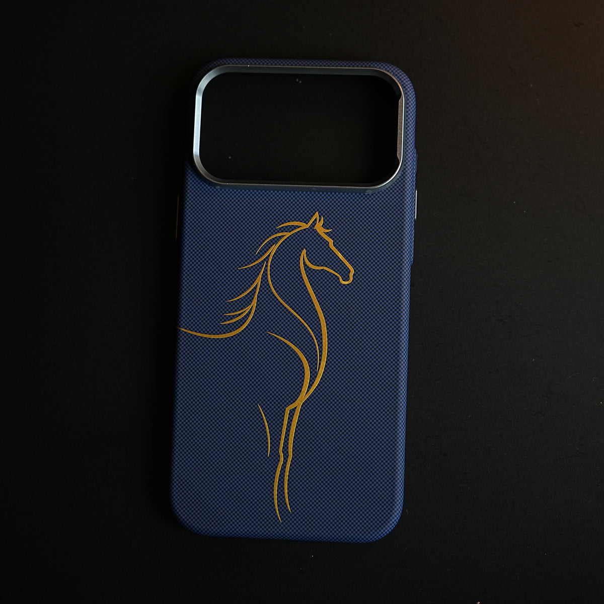 Aramid Design Hard Pc Case for iPhone 18 Pro Max | MagSafe Cover | Horse