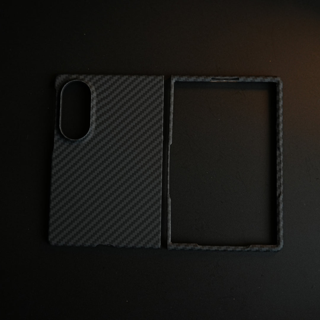 Black Carbon Textured Hard PC Cover for Samsung Galaxy Z Fold 8 with MagSafe | Shockproof Slim Protection