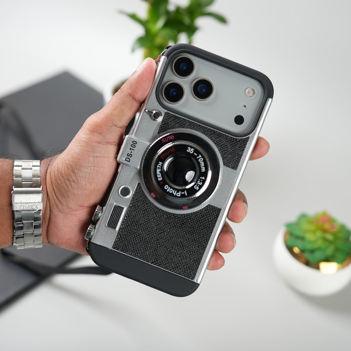 iPhone 3D Retro Vintage Camera Case Cover