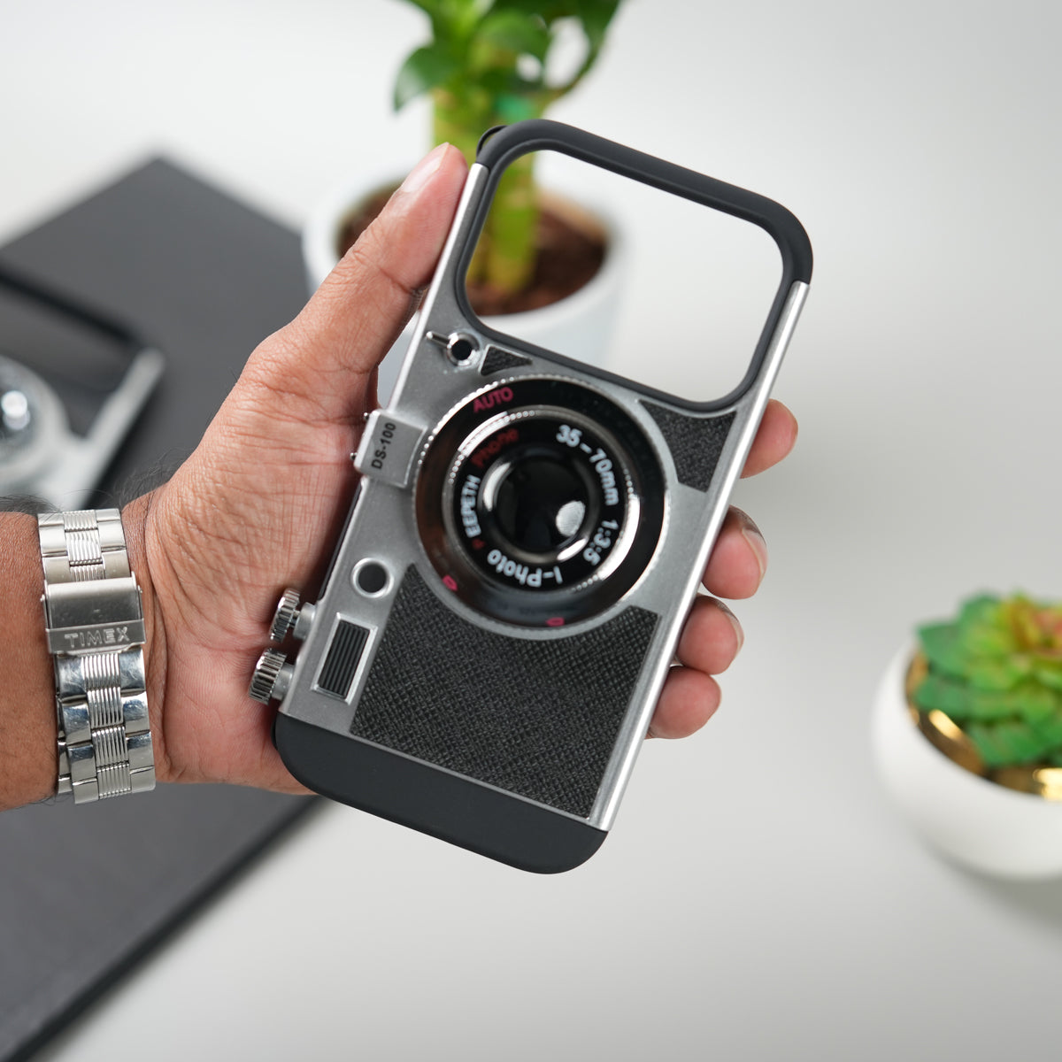 iPhone 3D Retro Vintage Camera Case Cover