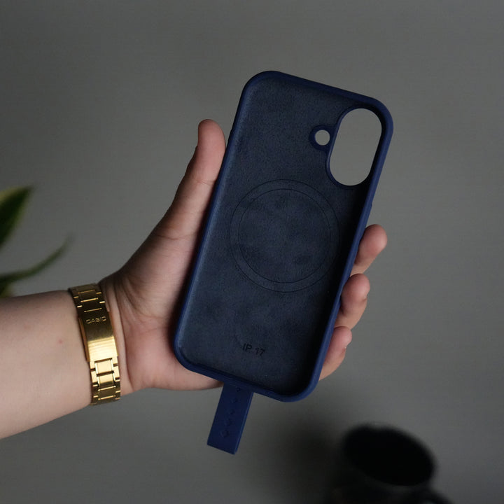 iPhone 17 Silicone Case | Magnetic Ring | Silicone Rotating Grip Strap Cover