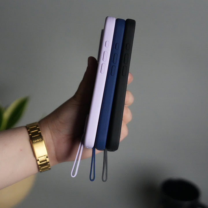 iPhone 17 Silicone Case | Magnetic Ring | Silicone Rotating Grip Strap Cover