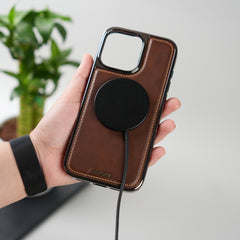 iPhone 15 Series Leather Case