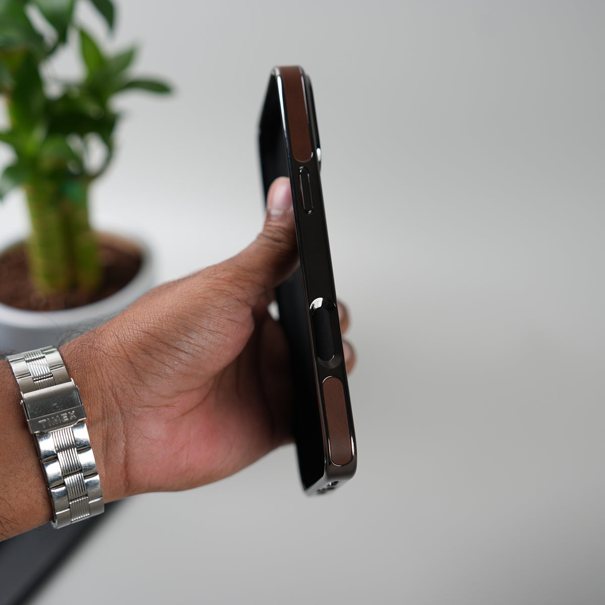 iPhone 15 Series Leather Case