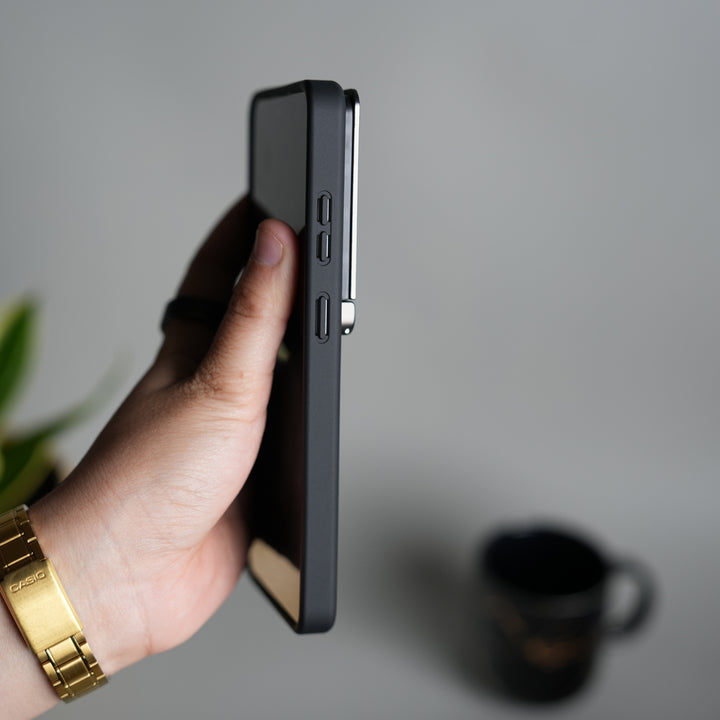 Galaxy S26 Ultra Metal Camera Cap Stand Case Cover