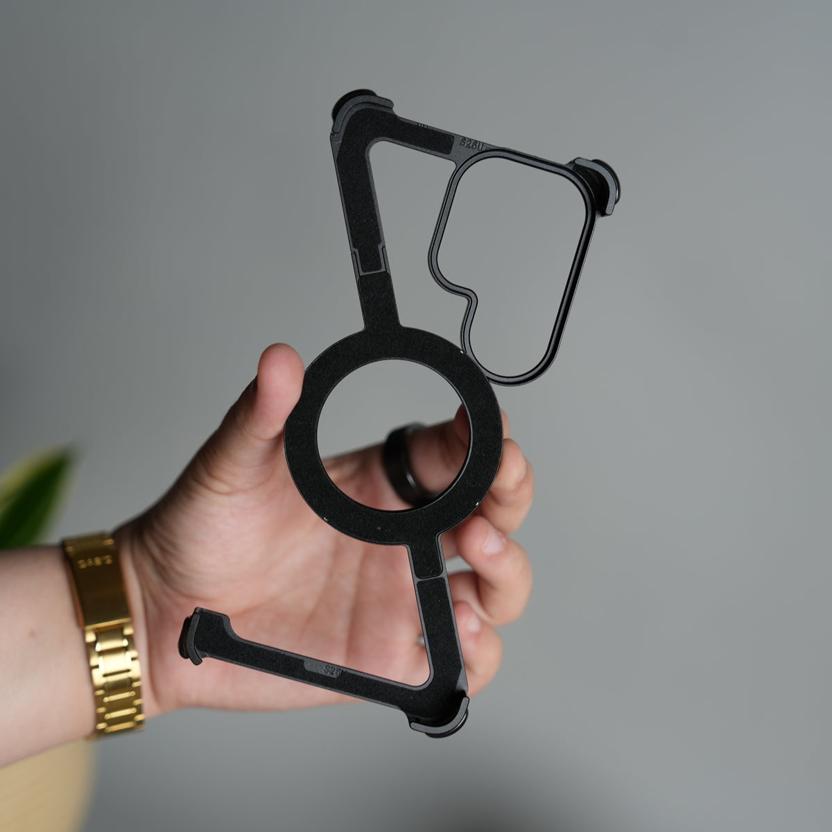Galaxy S26 Ultra Z Shape Aluminum Metal Rotating Kickstand Frameless Design