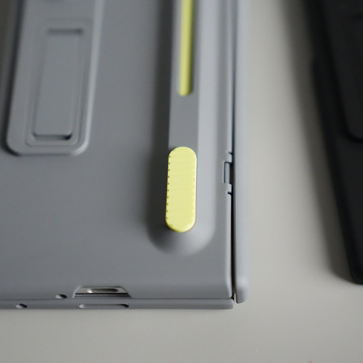 Galaxy Z Fold 6 Front Glass Protection Case With PushUP S Pen Holder