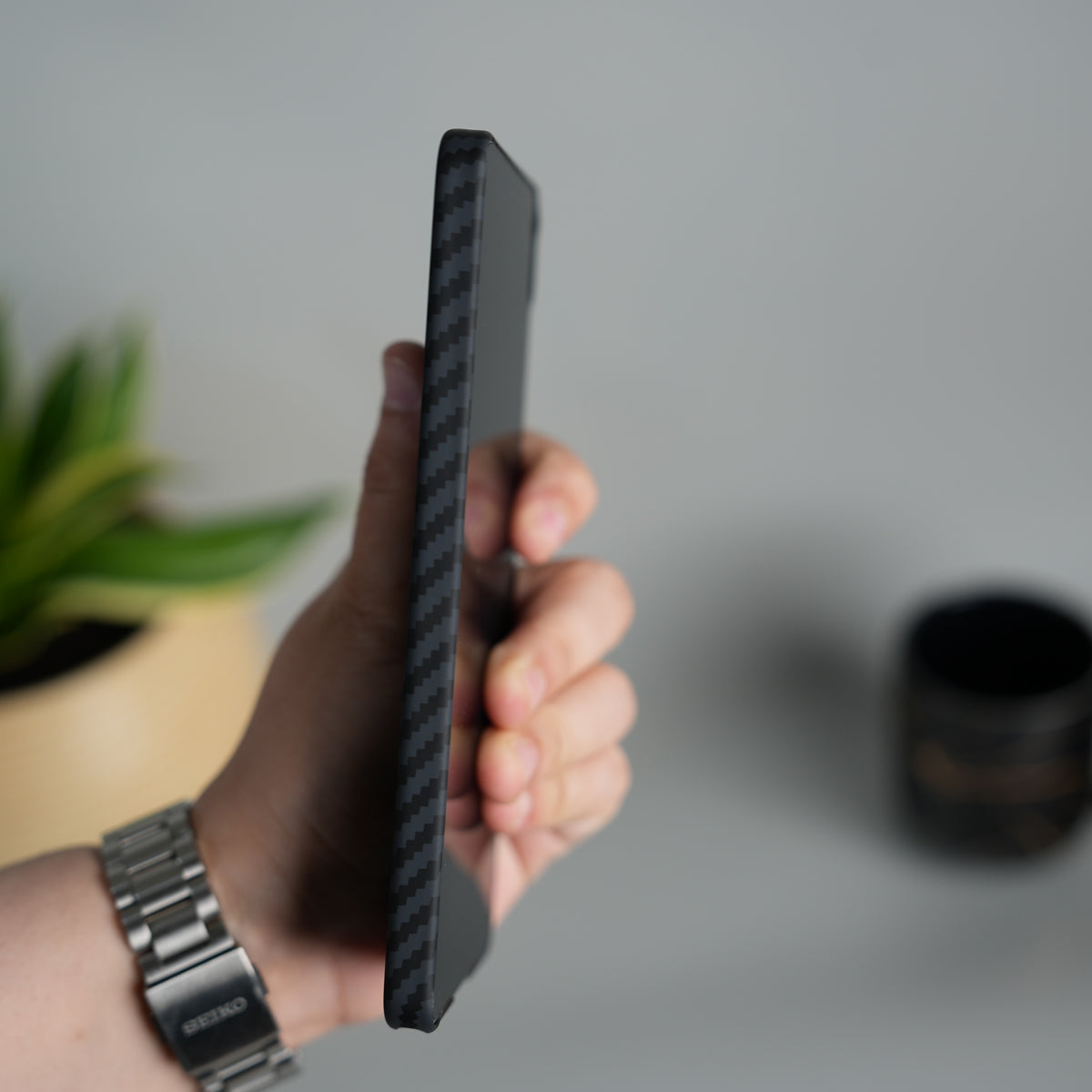 Galaxy S26 Ultra Carbon Fiber Slim Case | Ultra-Thin Magnetic Charging Ring Cover