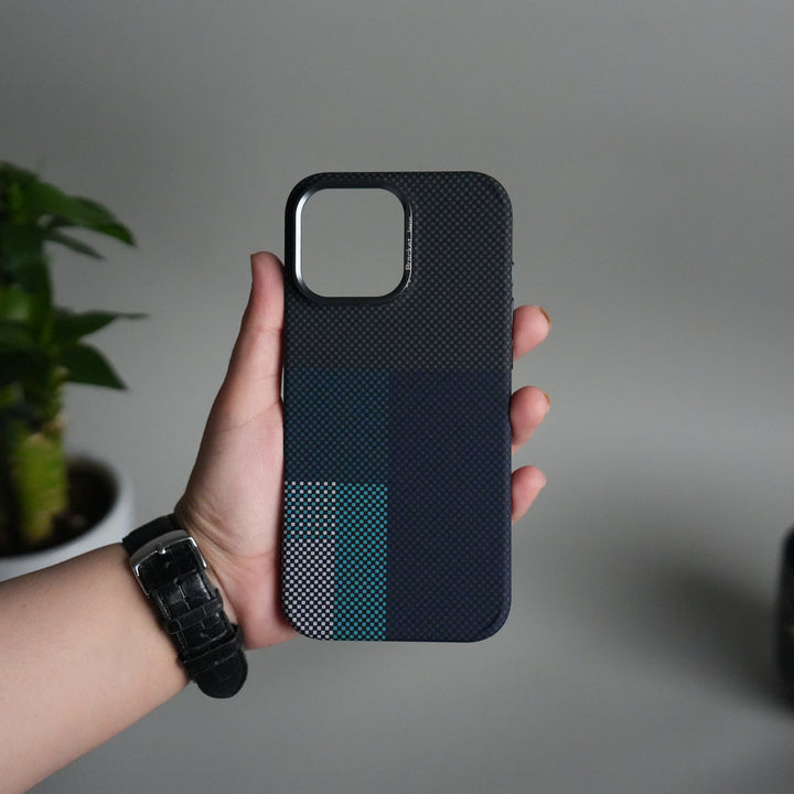 iPhone 15 Series Carbon Fiber Texture Design Hard Pc MagSafe Case Cover