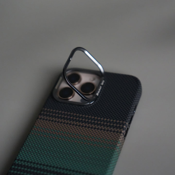 iPhone 15 Series Carbon Fiber Texture Design Hard Pc MagSafe Case Cover