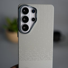Galaxy S26 Ultra Carbon Fiber Texture Design Hard Pc MagSafe Case Cover GrayDots Design
