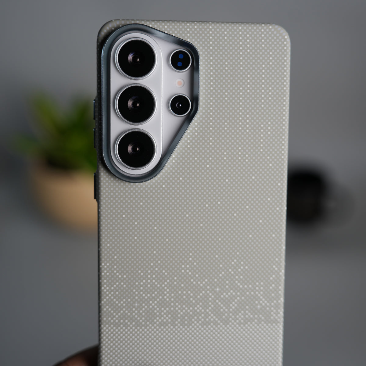 Galaxy S26 Ultra Carbon Fiber Texture Design Hard Pc MagSafe Case Cover GrayDots Design