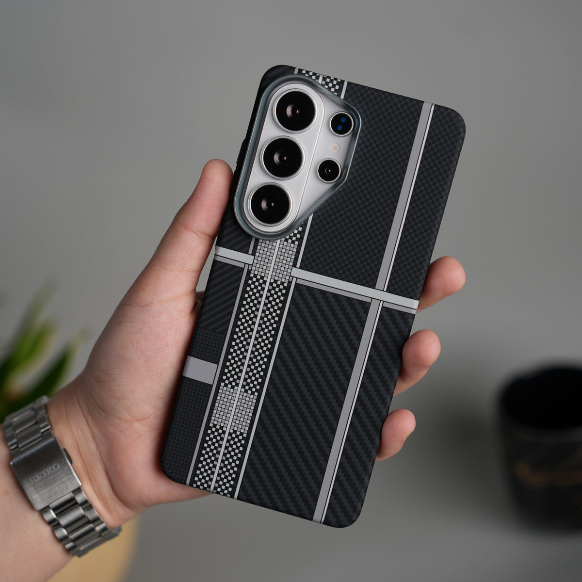 Galaxy S26 Ultra Carbon Fiber Texture Design Hard Pc MagSafe Case Cover (Silver Mix Line)