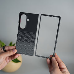 Galaxy Z Fold 7 Carbon Fiber Texture Design Hard Pc MagSafe Case Cover (Black Gray Line)