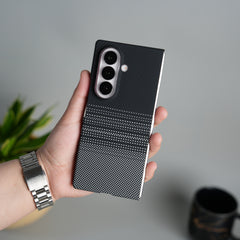 Galaxy Z Fold 7 Carbon Fiber Texture Design Hard Pc MagSafe Case Cover (Black Gray Line)