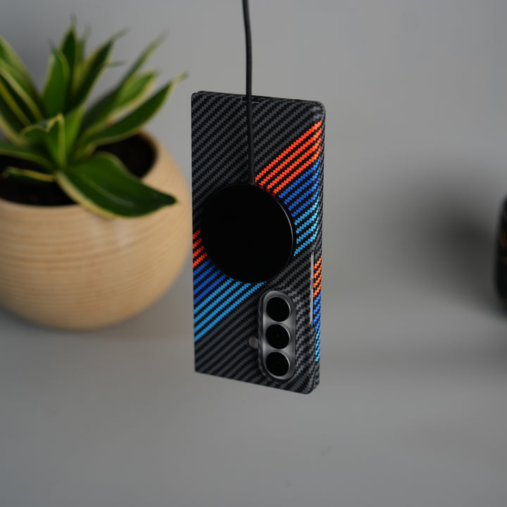 Galaxy Z Fold 7 Carbon Fiber Texture Design Hard Pc MagSafe Case Cover (Blue Orange Line)