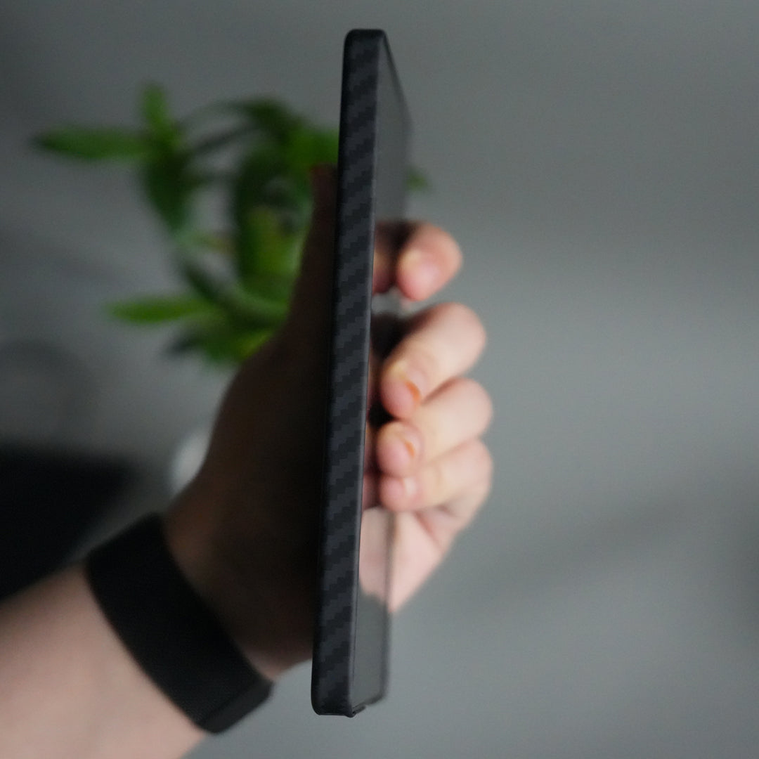 Galaxy S24 Ultra Carbon Fiber Slim Case | Ultra-Thin Magnetic Charging Ring Cover