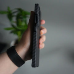 Galaxy S24 Ultra Carbon Fiber Slim Case | Ultra-Thin Magnetic Charging Ring Cover