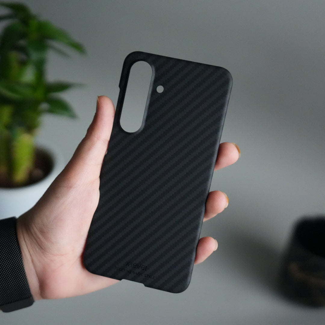 Galaxy S25 Carbon Fiber Slim Case | Ultra-Thin Magnetic Charging Ring Cover