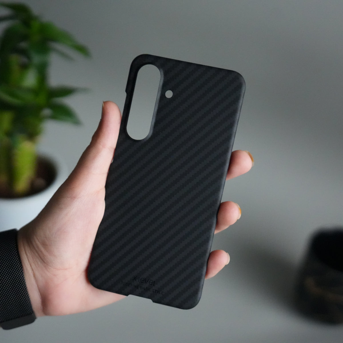 Galaxy S26 Carbon Fiber Slim Case | Ultra-Thin Magnetic Charging Ring Cover