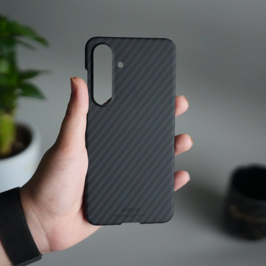 Galaxy S25 Carbon Fiber Slim Case | Ultra-Thin Magnetic Charging Ring Cover