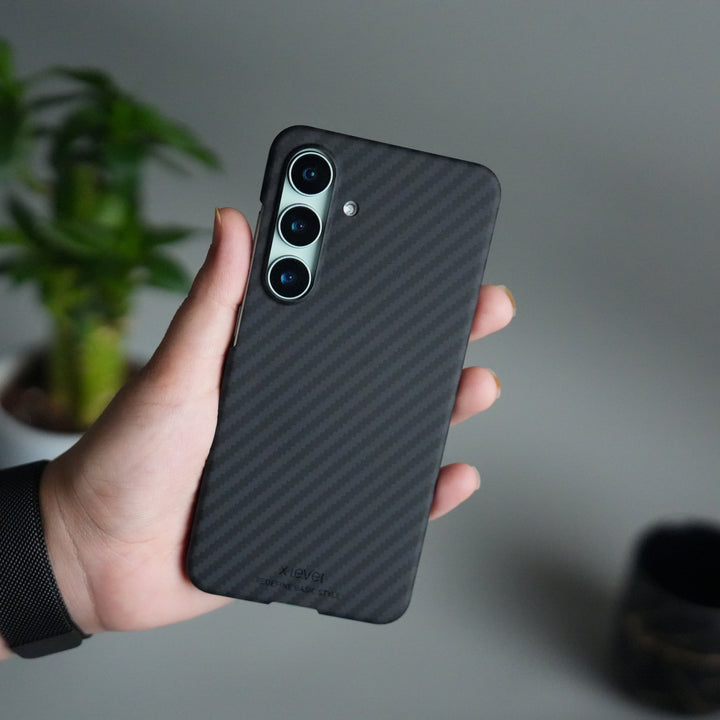 Galaxy S25 Carbon Fiber Slim Case | Ultra-Thin Magnetic Charging Ring Cover