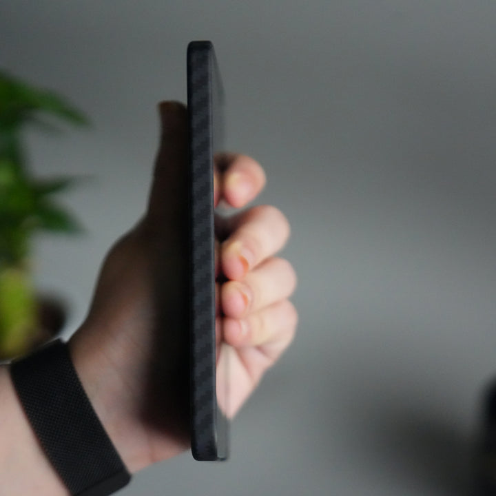 Galaxy S25 Carbon Fiber Slim Case | Ultra-Thin Magnetic Charging Ring Cover