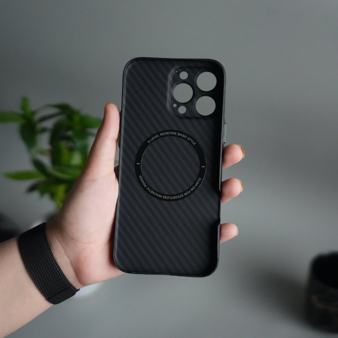 iPhone 16 Series Carbon Fiber Slim Case | Ultra-Thin Magnetic Charging Ring Cover
