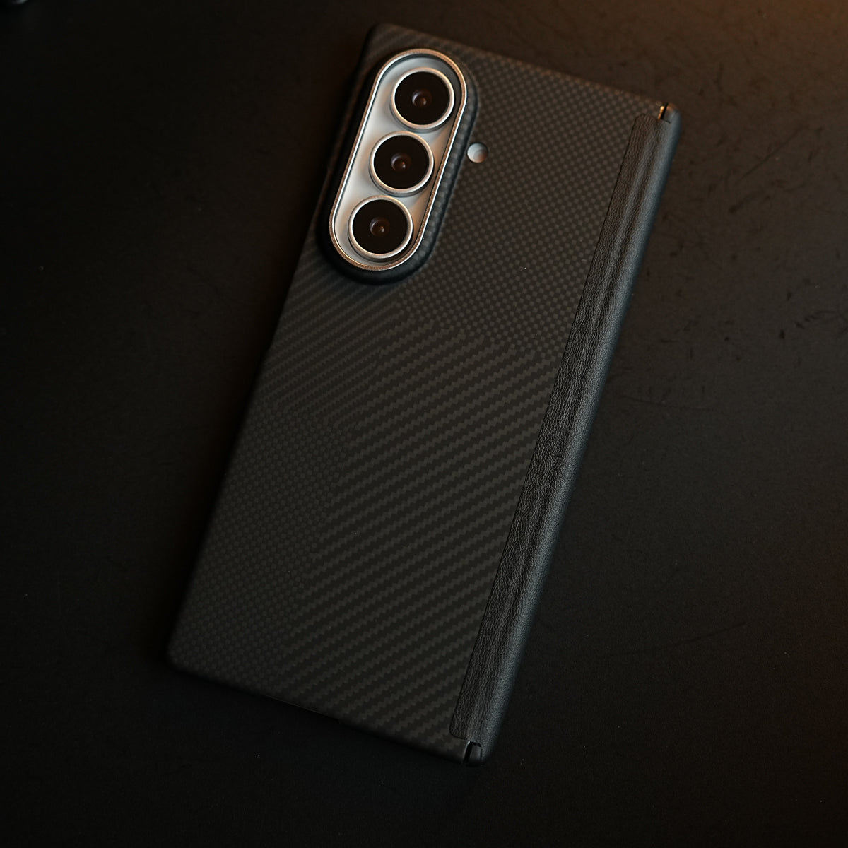 Slim Carbon Fiber Texture Case for Samsung Galaxy Z Fold 8 Ultra | Magsafe Compatible