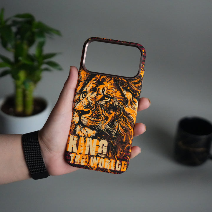 iPhone 17 Pro Max Carbon Fiber Texture Design Hard Pc MagSafe Case Cover (Lion King)