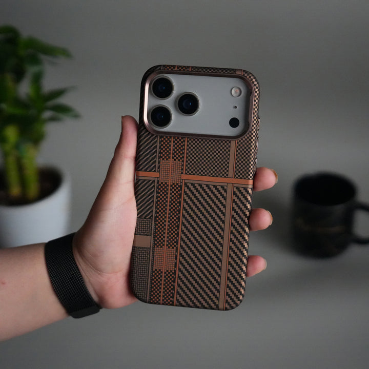 iPhone 17 Pro Max Carbon Fiber Texture Design Hard Pc MagSafe Case Cover (Orange Mix)